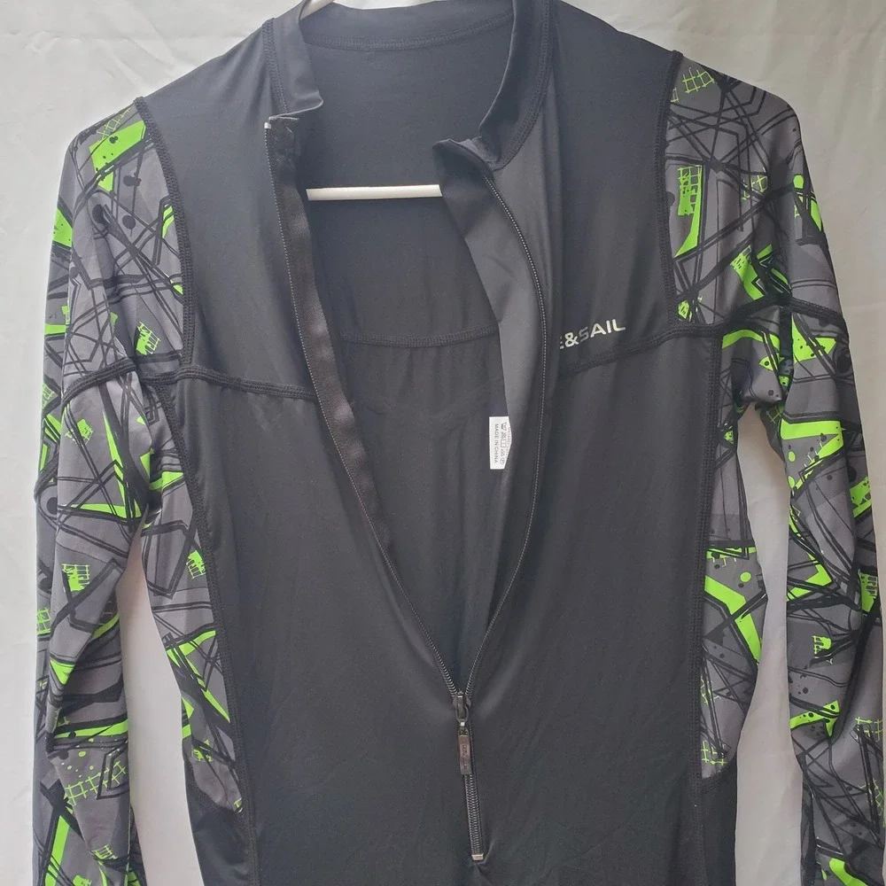Dive & Sail Mens Full Body Rash Guard Wetsuit Skin Black Green Large LS-18821